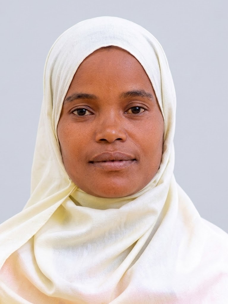 Amarish Hibsu — Ugandan Housemaid