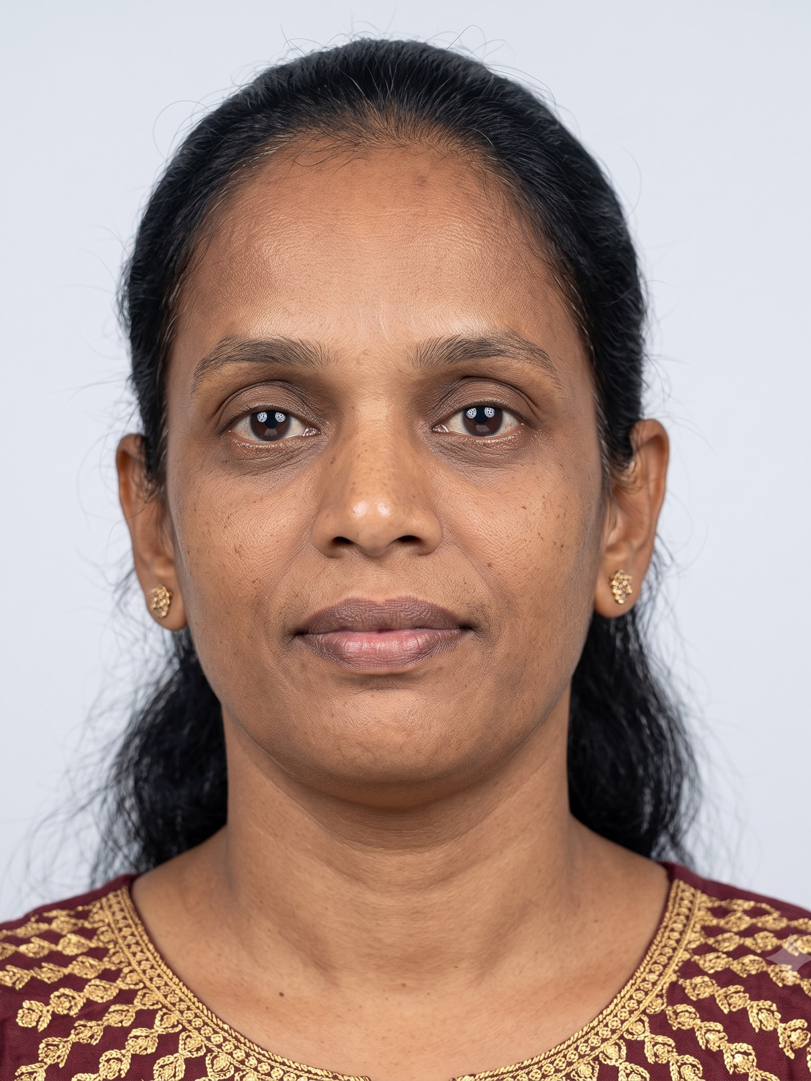 Sri Lankan Housemaid